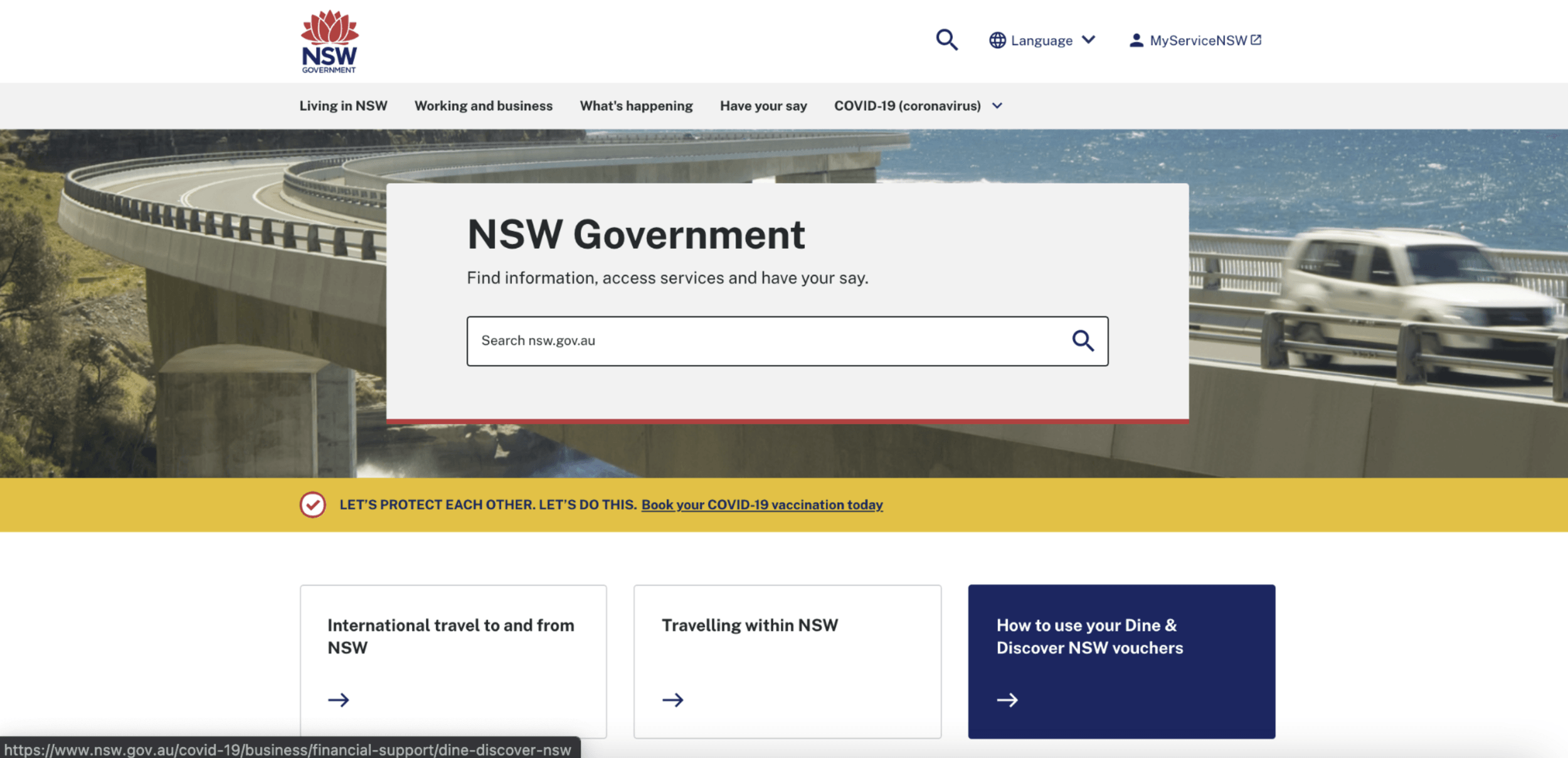 Accessible website column layout — even, single-column, readable under magnification